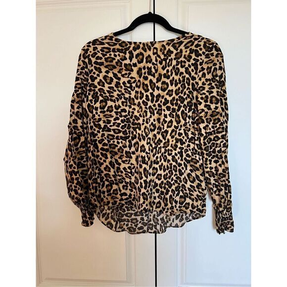 H&M Cheetah Print Blouse‎ - Picture 1 of 7